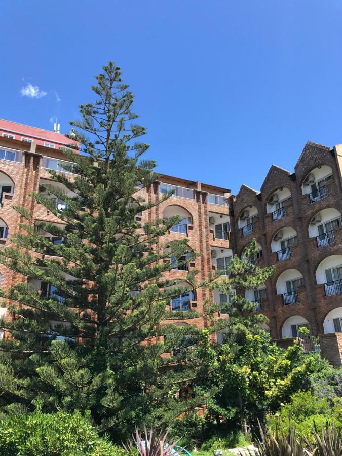Costanera Mar Hotel & Suites San Clemente del Tuyú エクステリア 写真