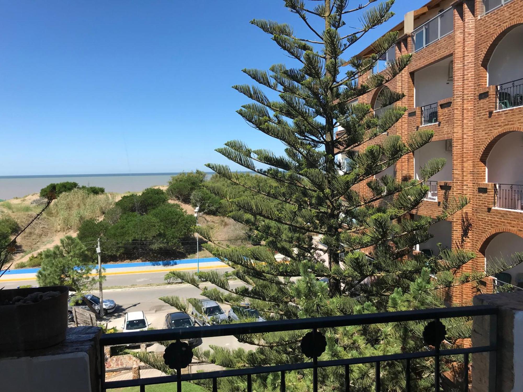 Costanera Mar Hotel & Suites San Clemente del Tuyú エクステリア 写真